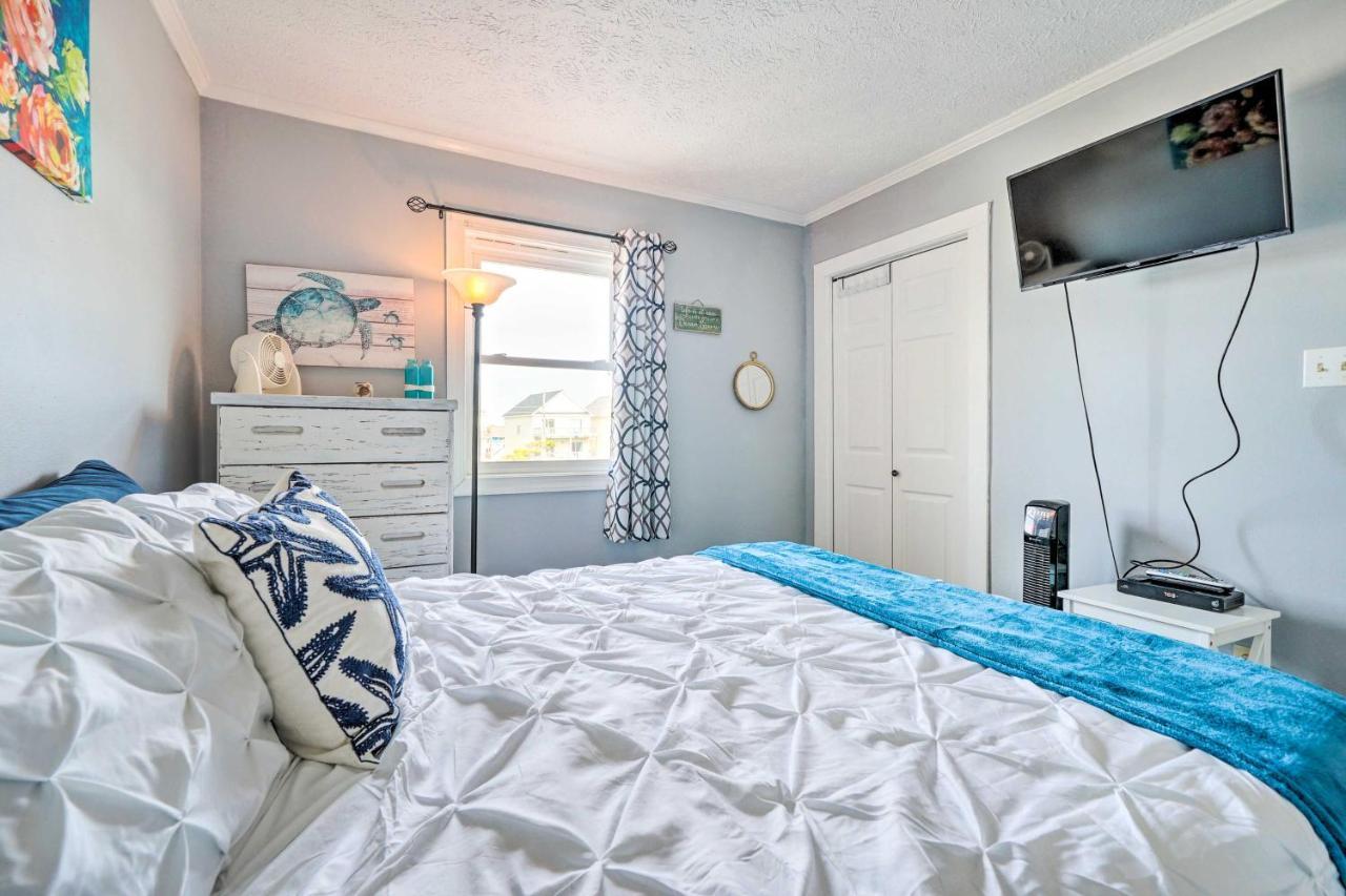 North Topsail Condo - Steps To Beach! نورث توبسالي بيتش المظهر الخارجي الصورة